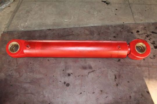 點(diǎn)擊查看詳細(xì)信息<br>標(biāo)題：200截割頭回轉(zhuǎn)油缸 閱讀次數(shù)：2710